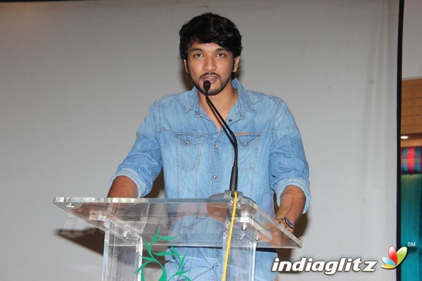 'Vai Raja Vai' Press Meet